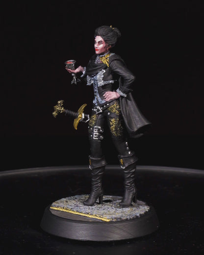 Elegant Duelist Miniature – 32mm Scale for Tabletop RPGs
